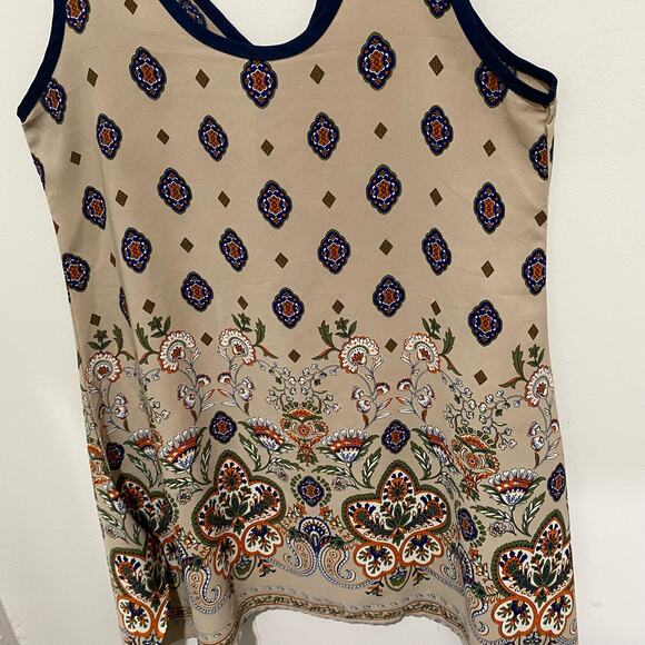 SUGAR FREE Top SIZE SMALL Bohemian Style Print Sleeveless V-Neck Loose Fit - Picture 3 of 6